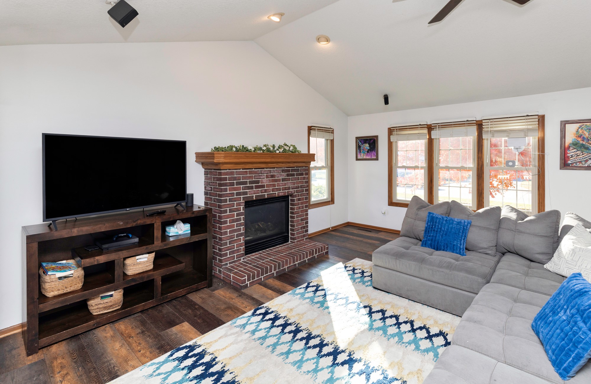 704 SE Chaparal Drive