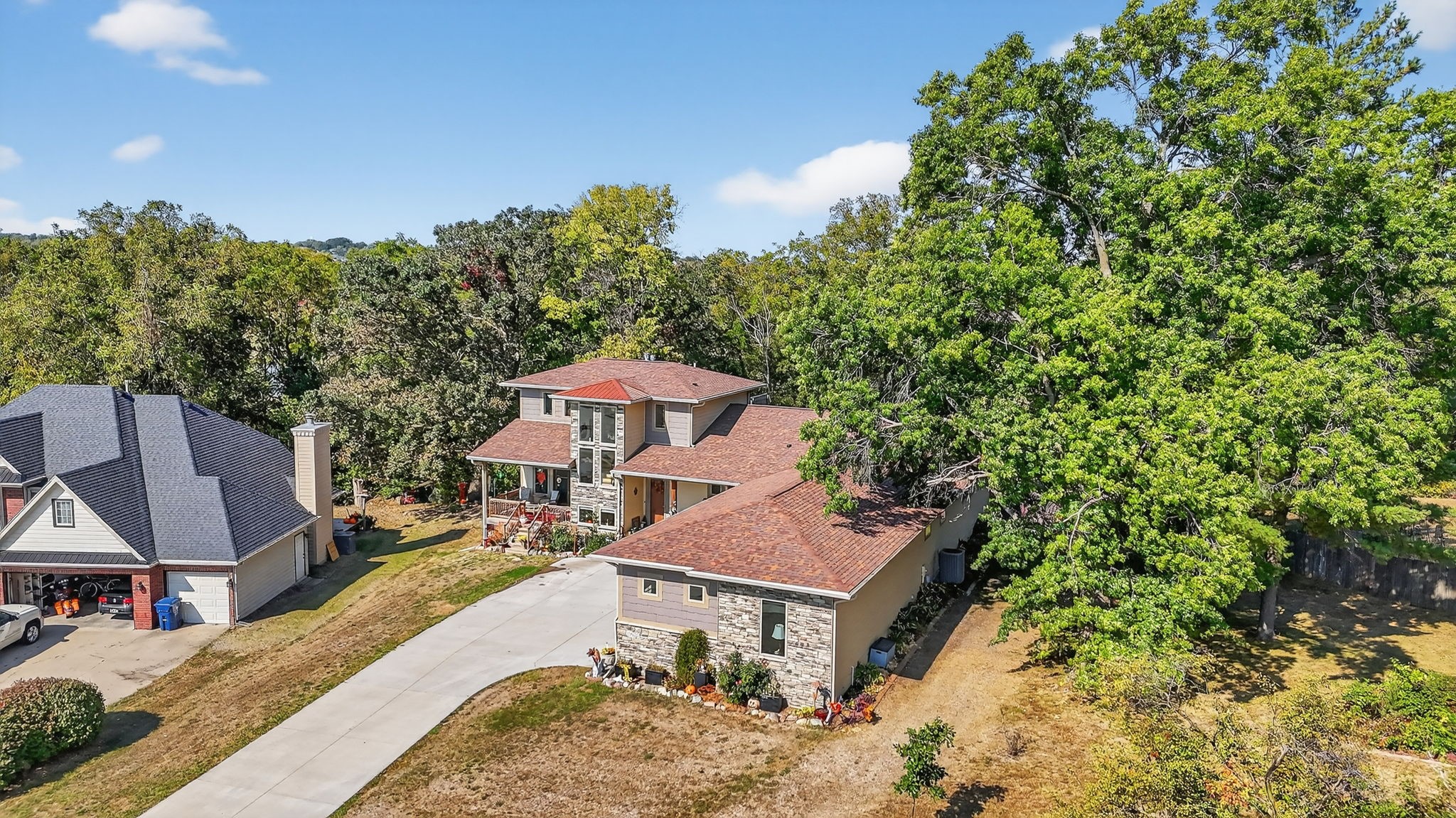 13425 Ridgeview Drive