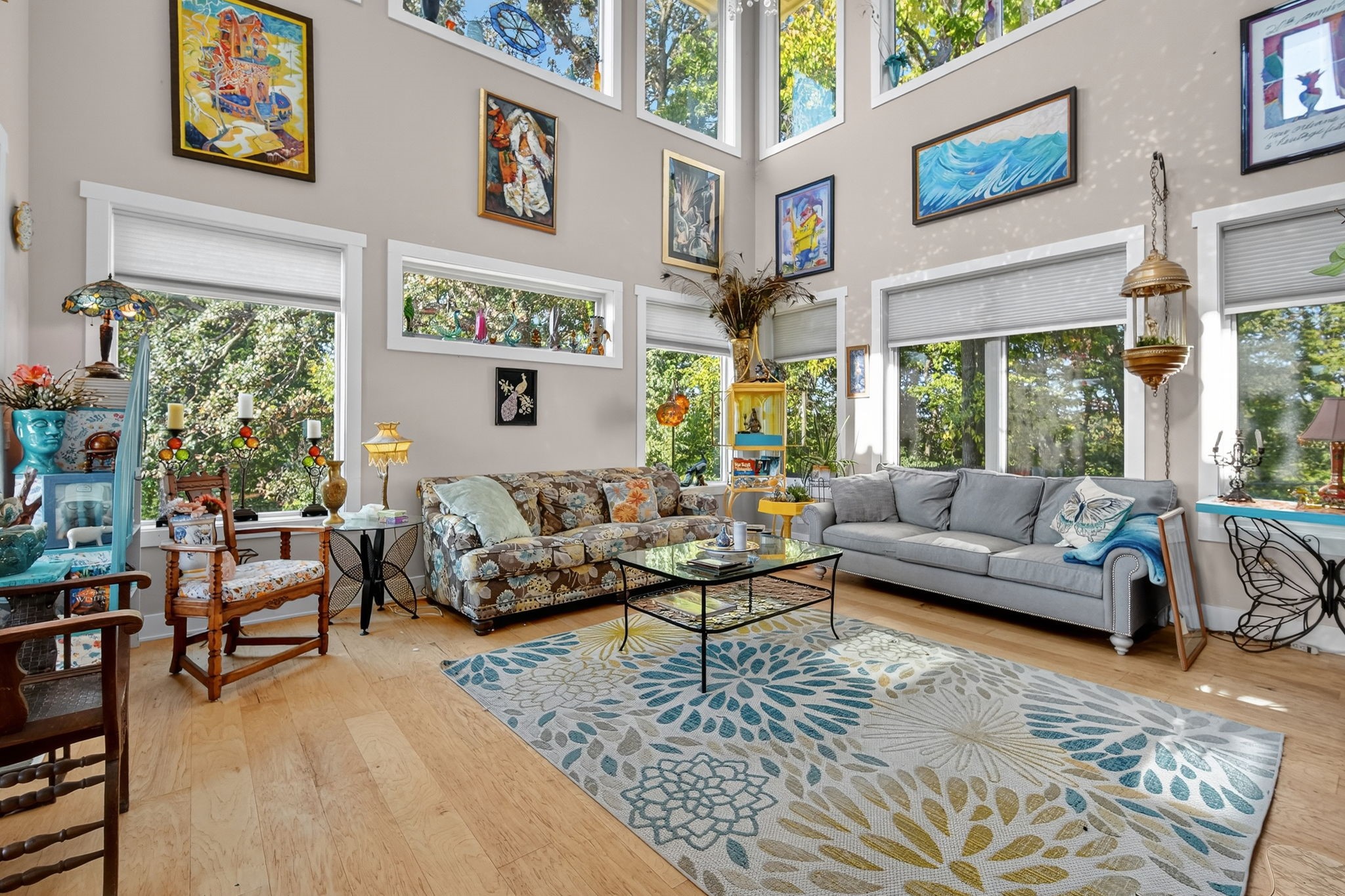 13425 Ridgeview Drive
