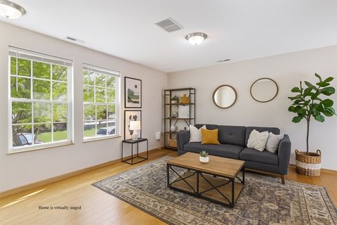 Condo For Sale - 15203 Greenbelt Drive<br/> Urbandale, IA 50323