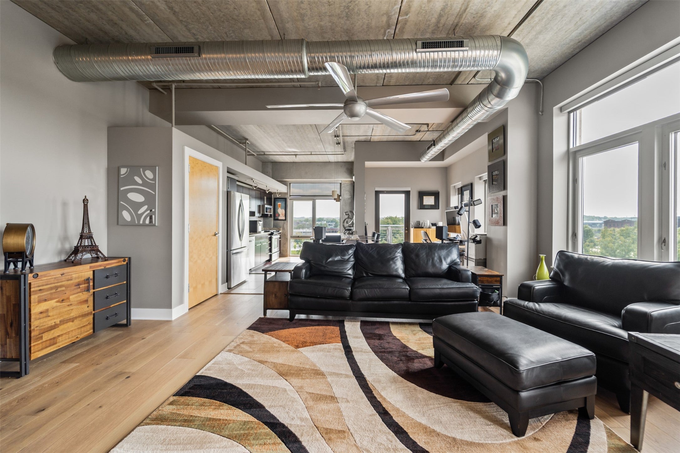 309 E 5th Street 504