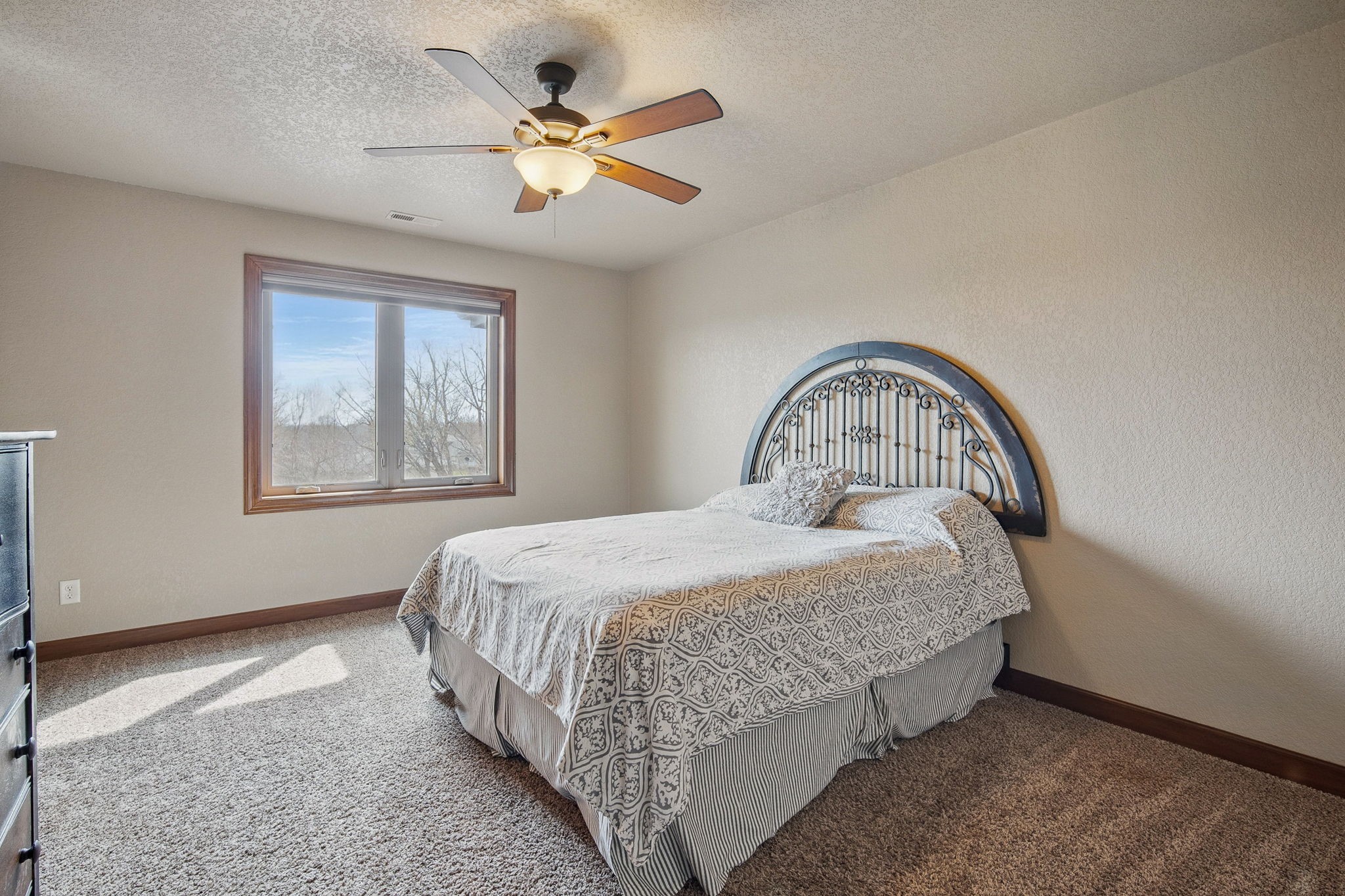 7401 NW 107th Street, Johnston, Iowa image 26