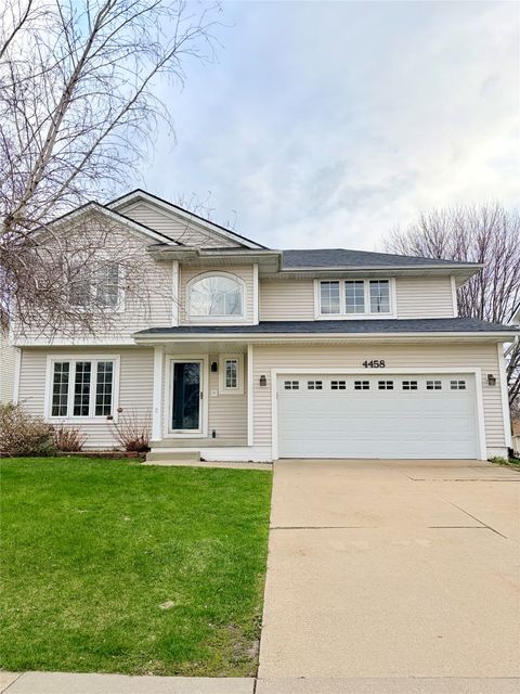Homes For Sale - 4458 Ashley Park Drive<br/> West Des Moines, IA 50265