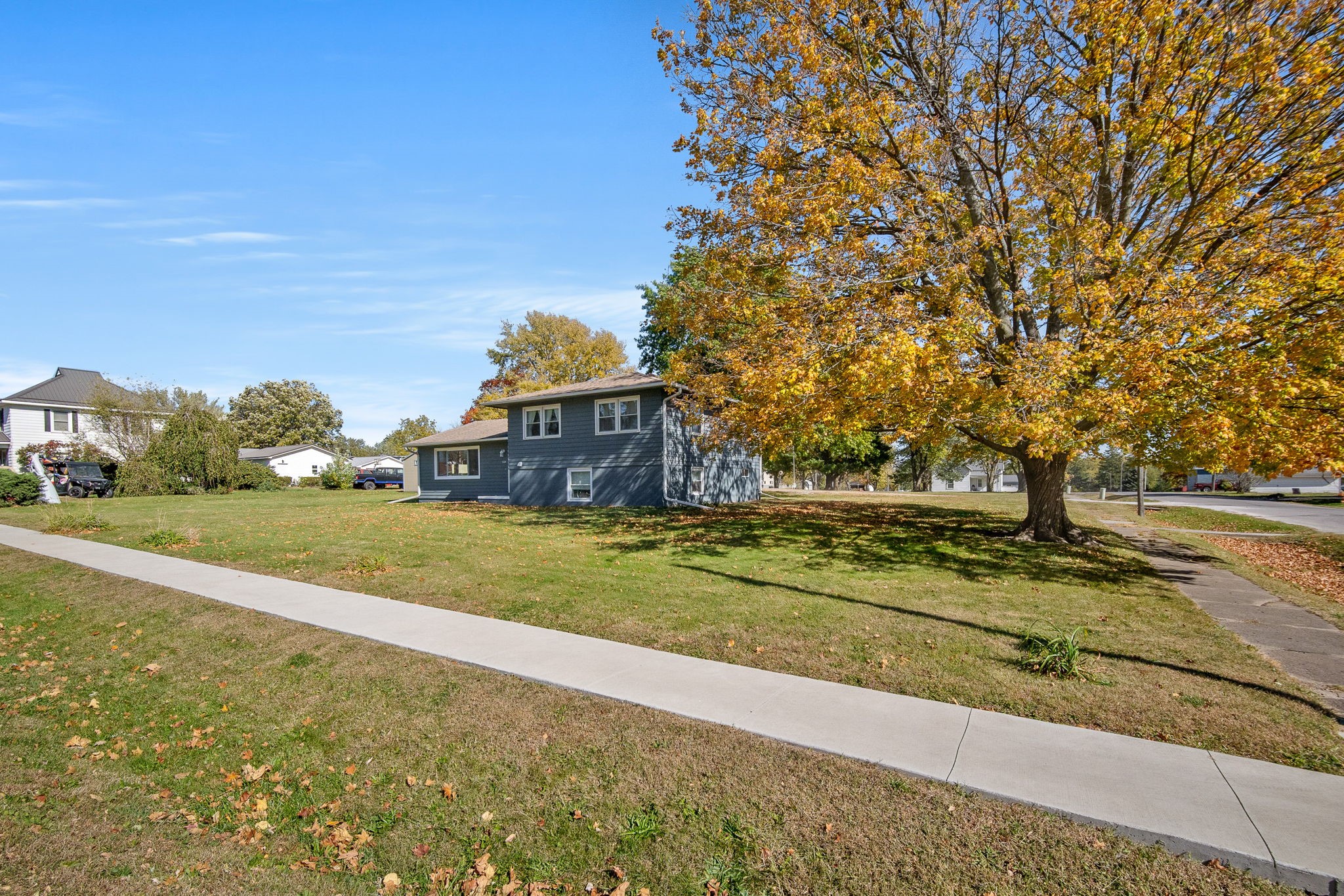 9672 Thorton Drive, Johnston, Iowa image 30