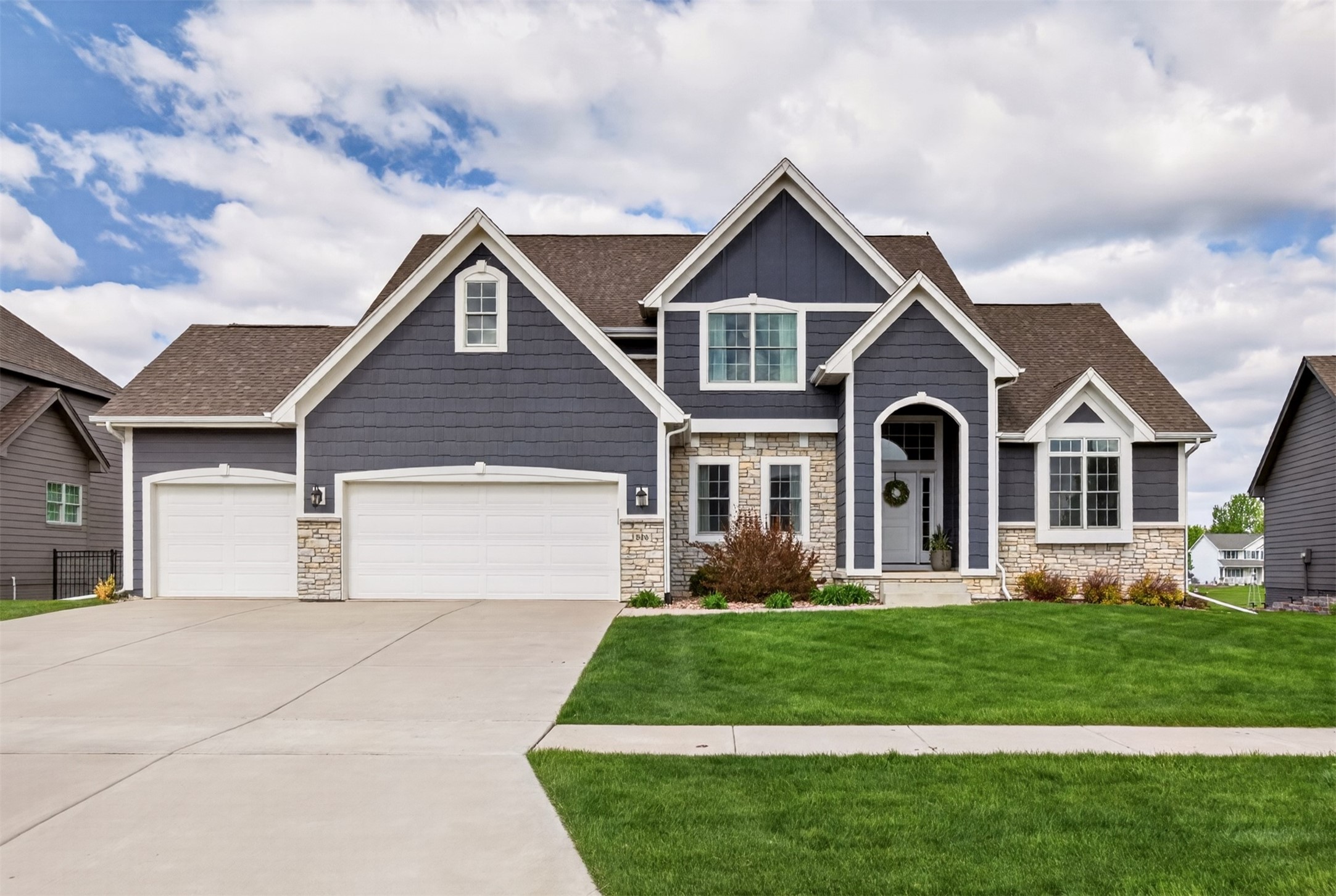 Photo 1 of 35 — 506 SW Driftwood Court, Ankeny, IA 50023