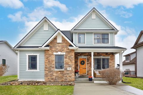 Homes For Sale - 516 Sycamore Street<br/> Dallas Center, IA 50063