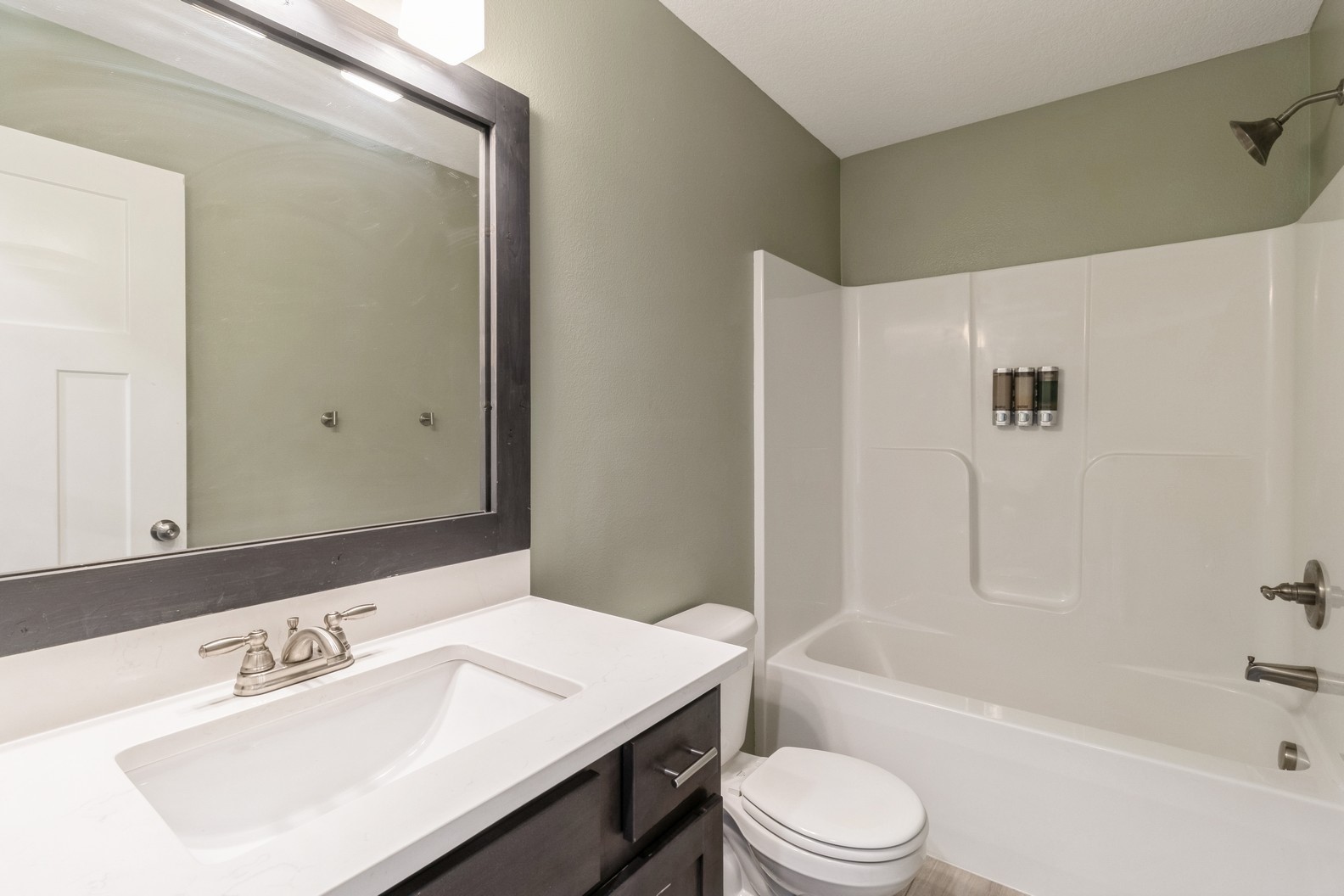 904 NE Meadow Landing Drive, Ankeny, Iowa image 17
