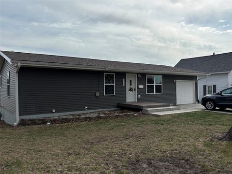 Homes For Sale - 1206 W Adair Street<br/> Union County, Creston, IA 50810
