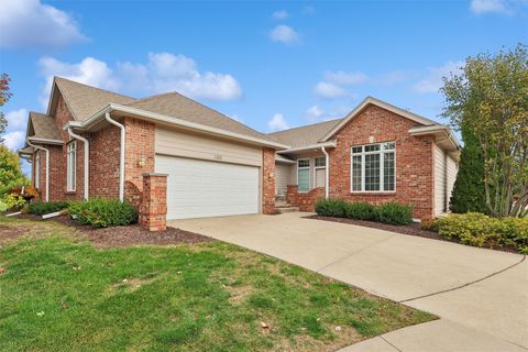 Condo For Sale - 1927 NW 126th Street<br/> Clive, IA 50325