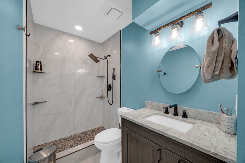 518 Maxwelton Drive, Des Moines, Iowa image 13