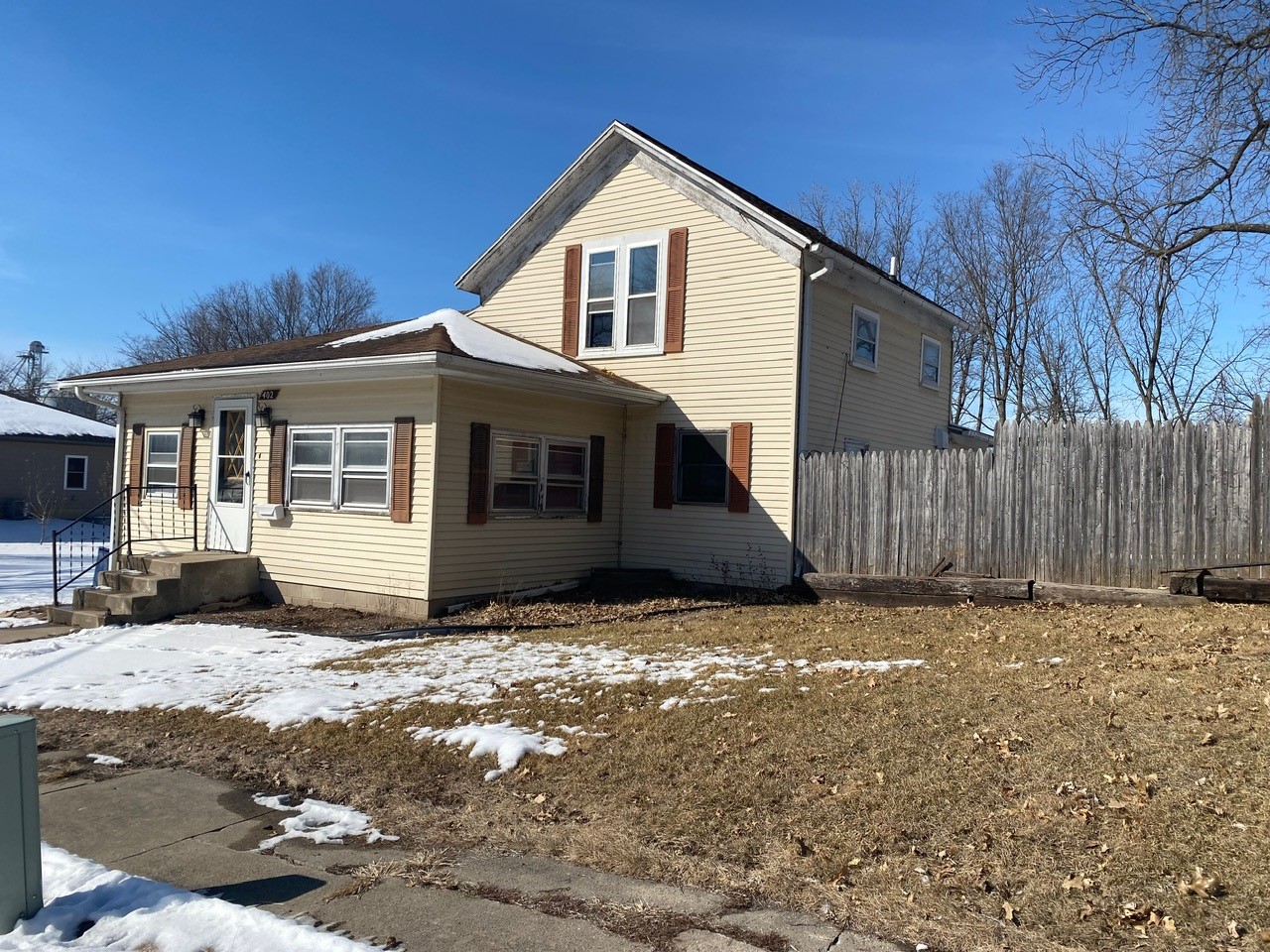402 2nd Street, Victor, Iowa image 2