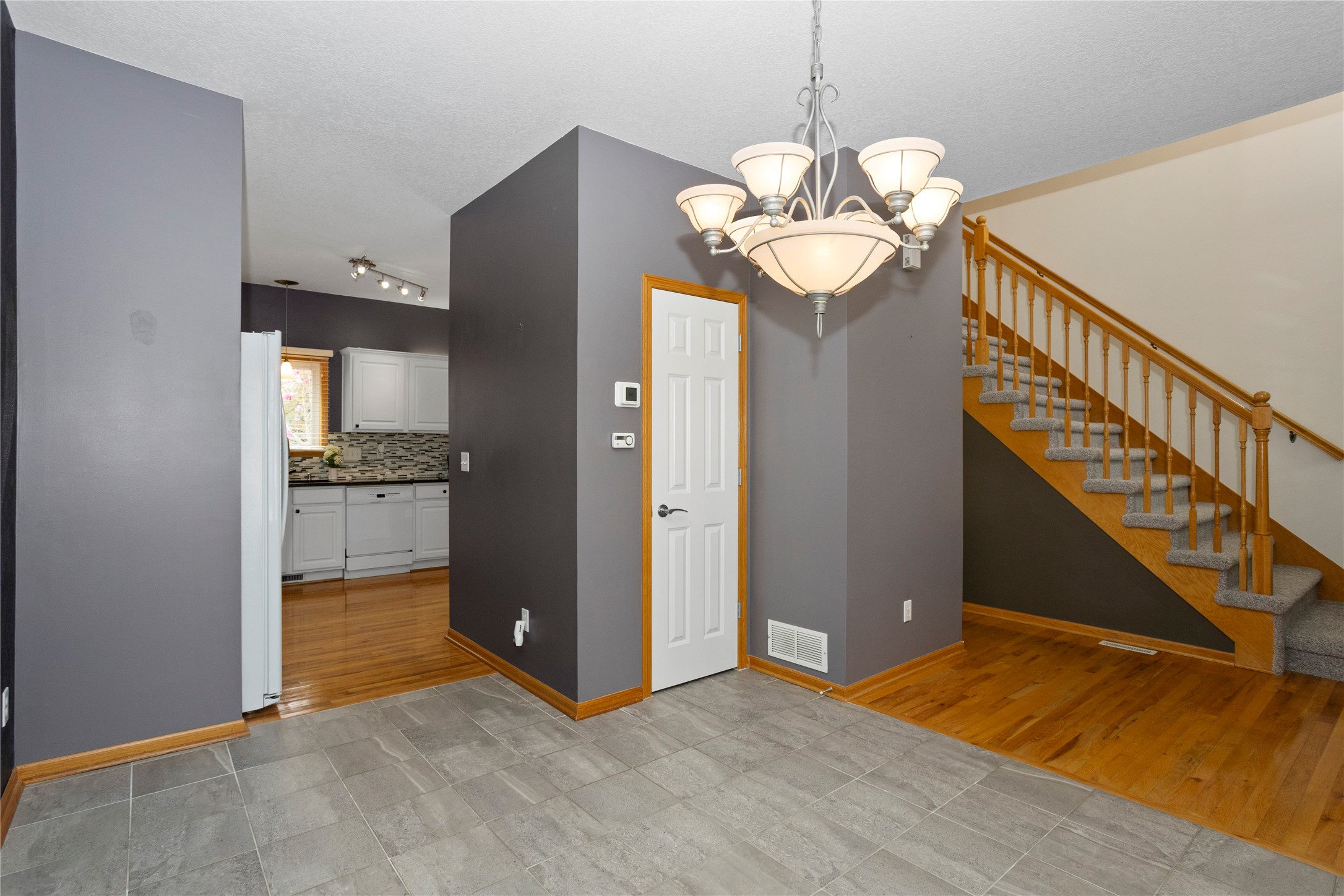 800 78th Place, West Des Moines, Iowa image 10