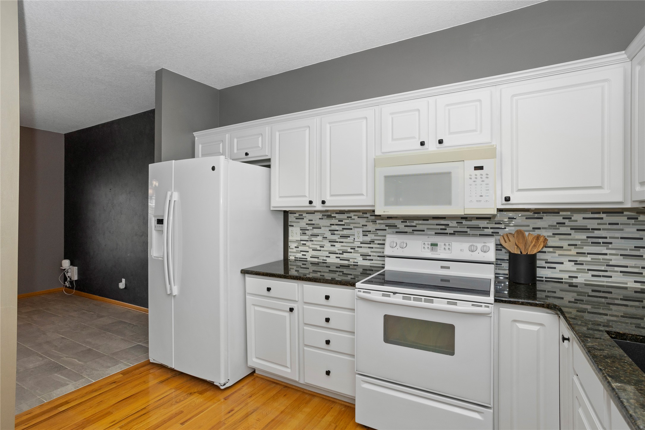 800 78th Place, West Des Moines, Iowa image 5