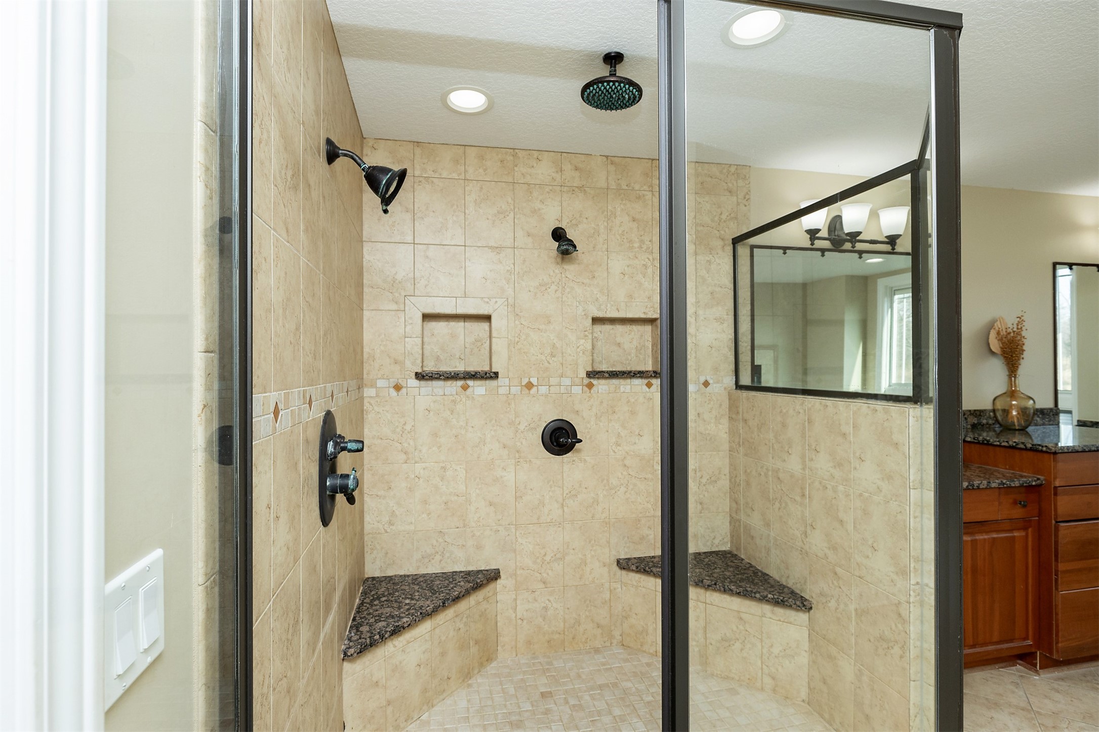 1385 Tulip Tree Lane, West Des Moines, Iowa image 20