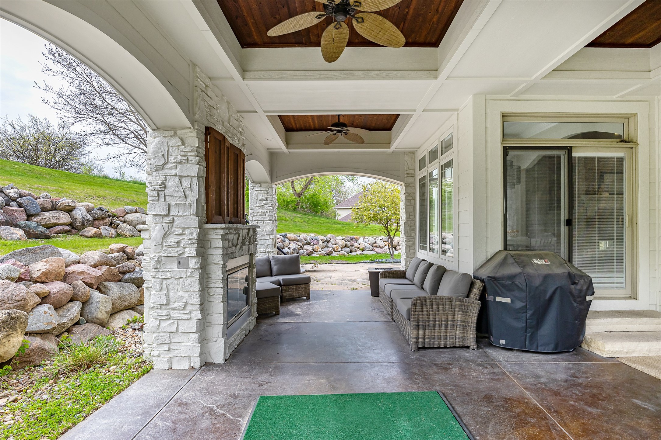 1385 Tulip Tree Lane, West Des Moines, Iowa image 31