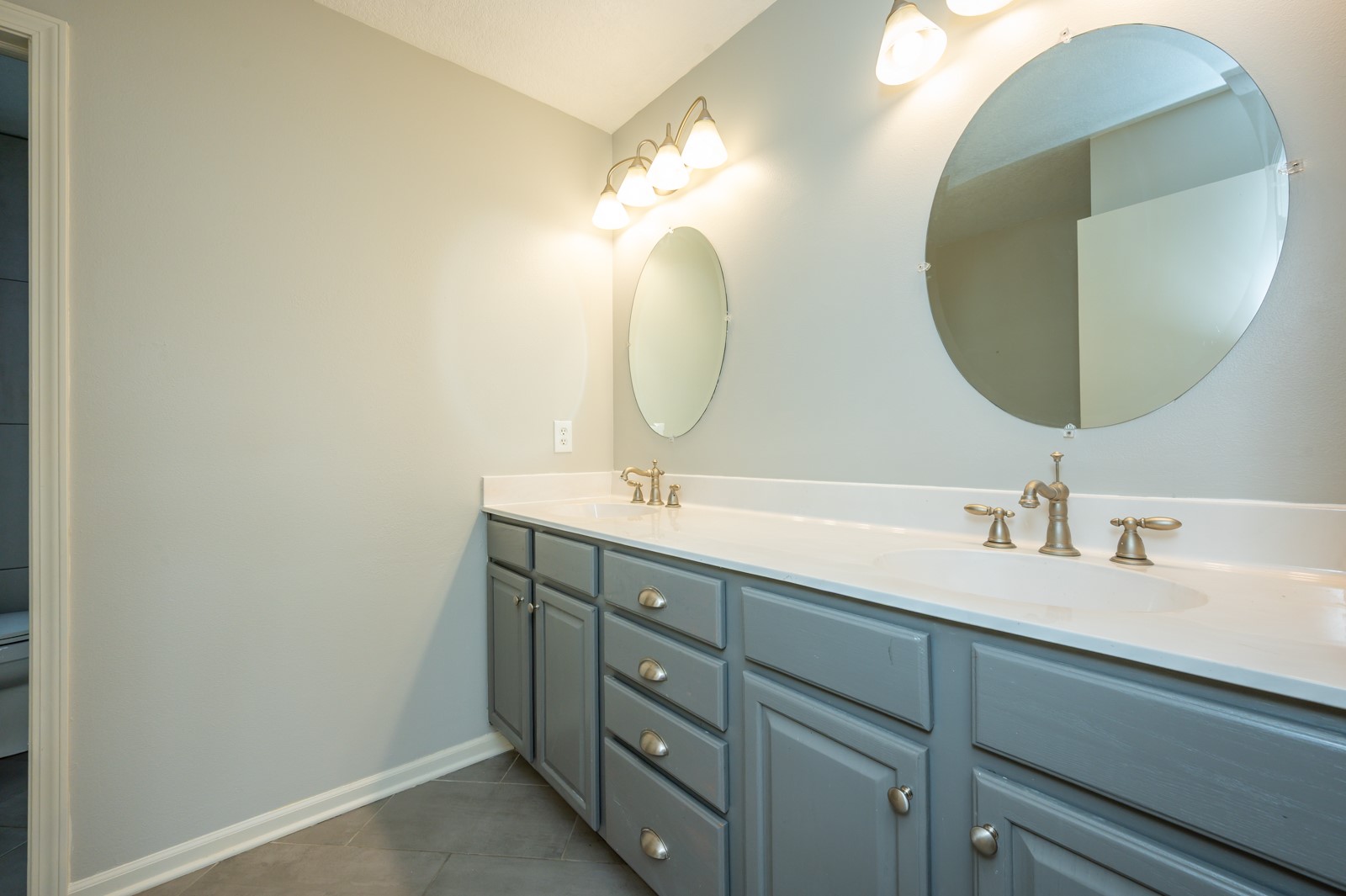 315 Turnberry Drive, Norwalk, Iowa image 22