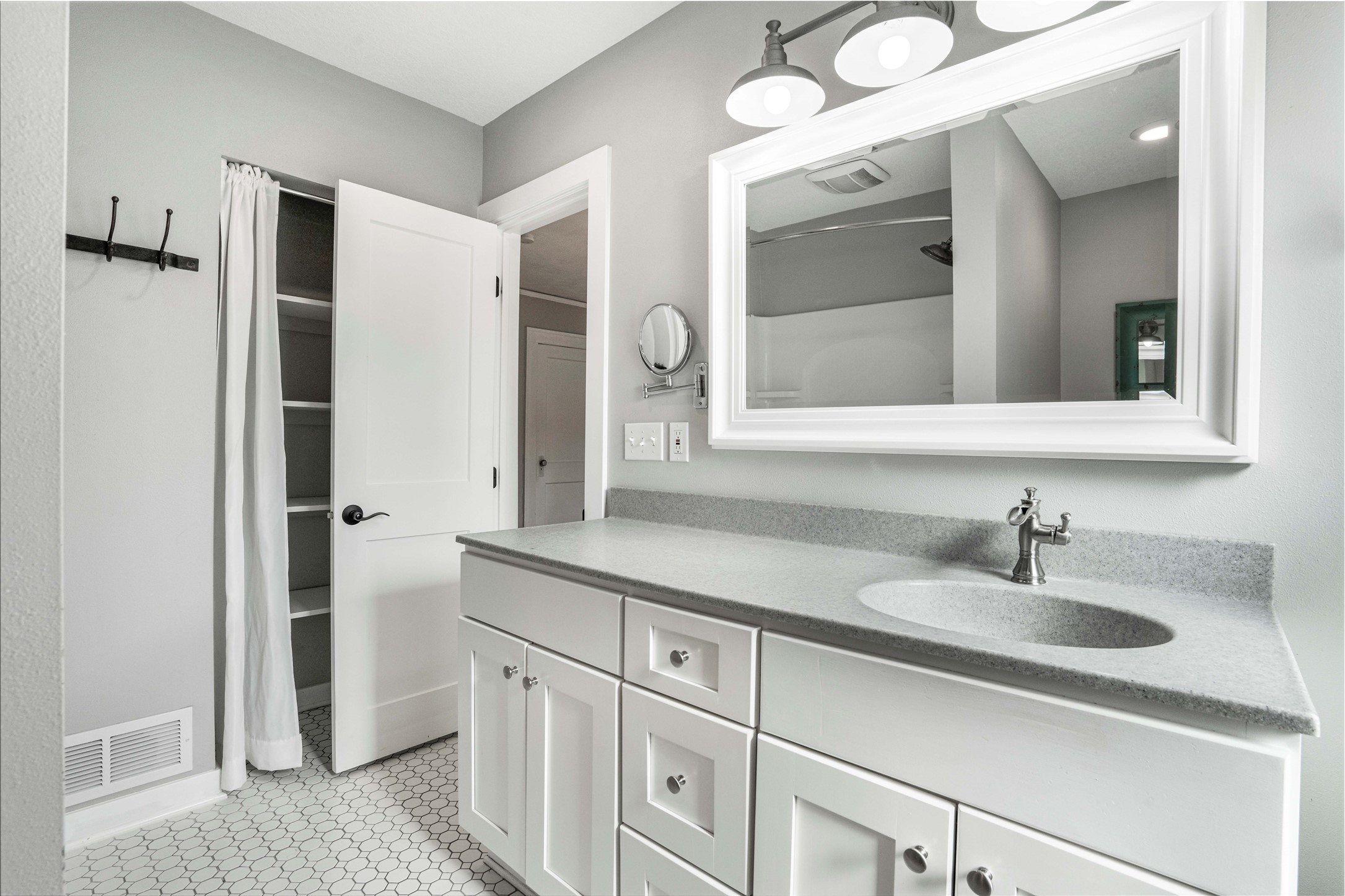 4010 Fagen Drive, Des Moines, Iowa image 17