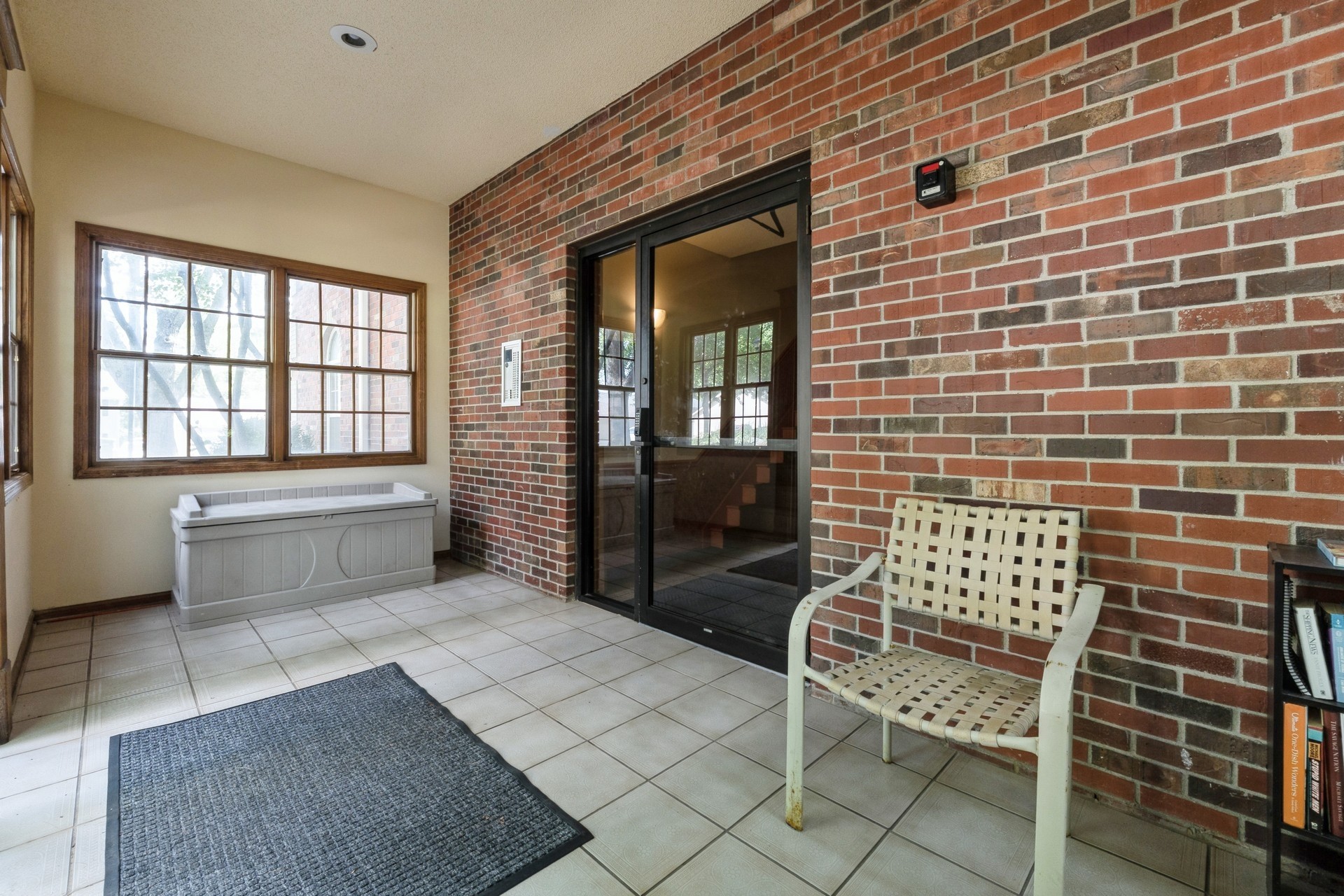 West Des Moines, Iowa 50266, United States, 2 Bedrooms Bedrooms, ,2 BathroomsBathrooms,Residential,Active,172722