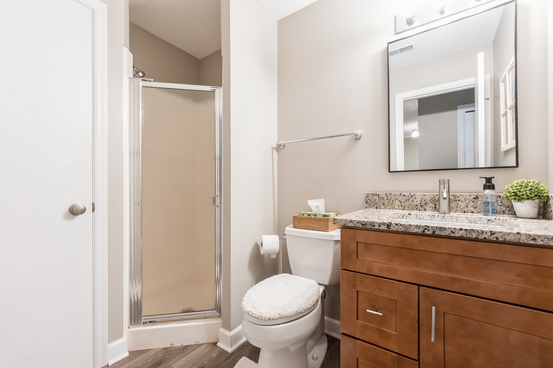 West Des Moines, Iowa 50266, United States, 2 Bedrooms Bedrooms, ,2 BathroomsBathrooms,Residential,Active,172722