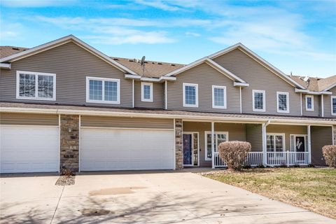 Condo For Sale - 10603 Hickory Drive #2<br/> Urbandale, IA 50322