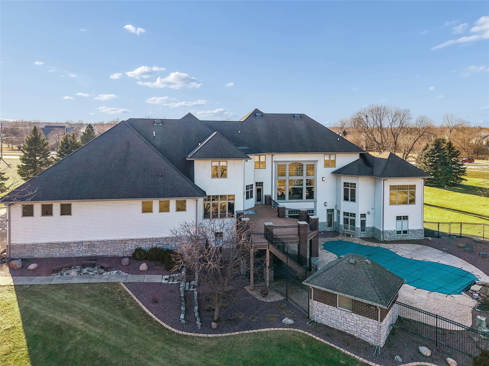 1305 NE Delaware Avenue