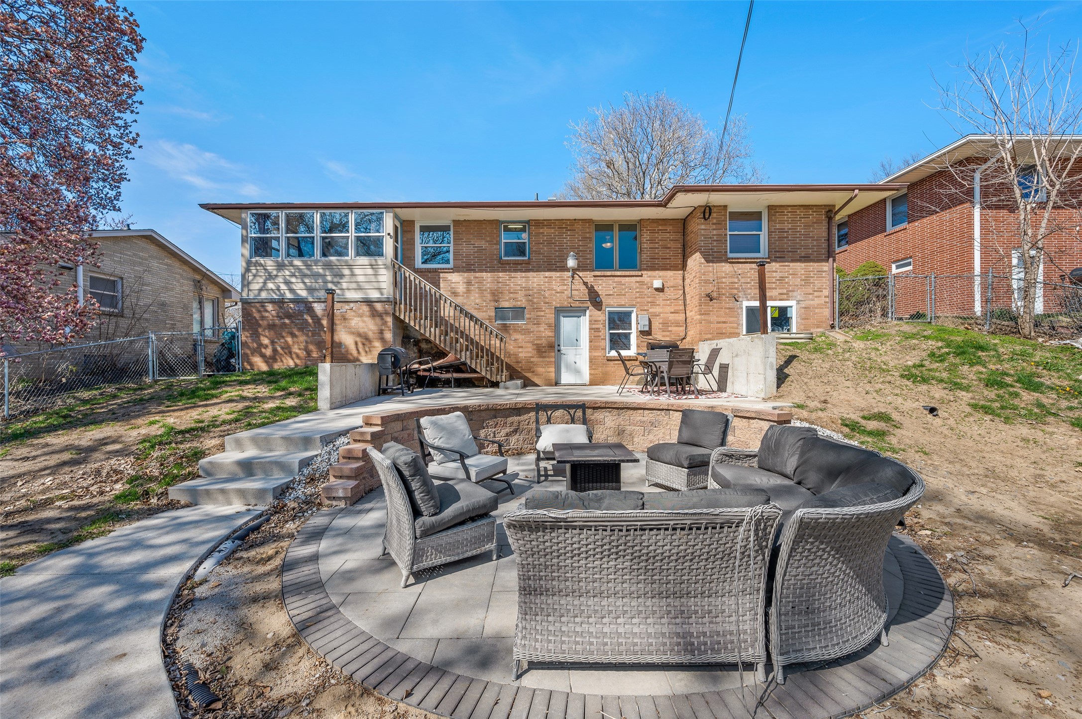 2535 Boyd Street, Des Moines, Iowa image 2