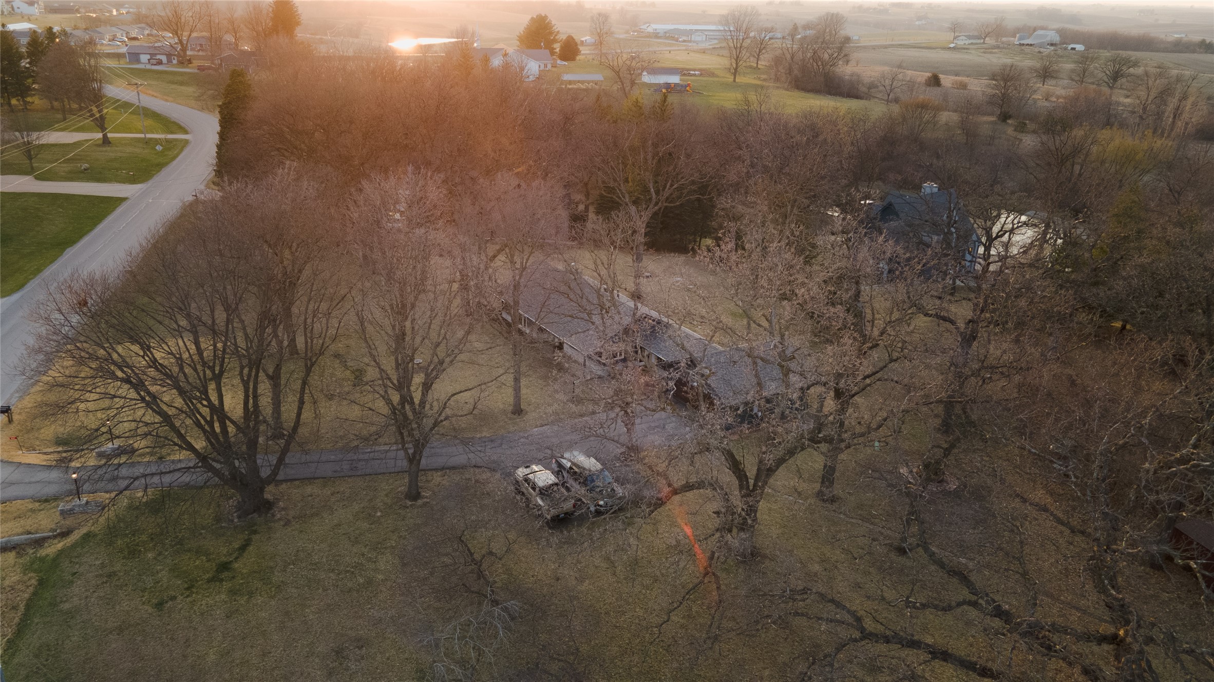 641 228th Place, Pella, Iowa image 34
