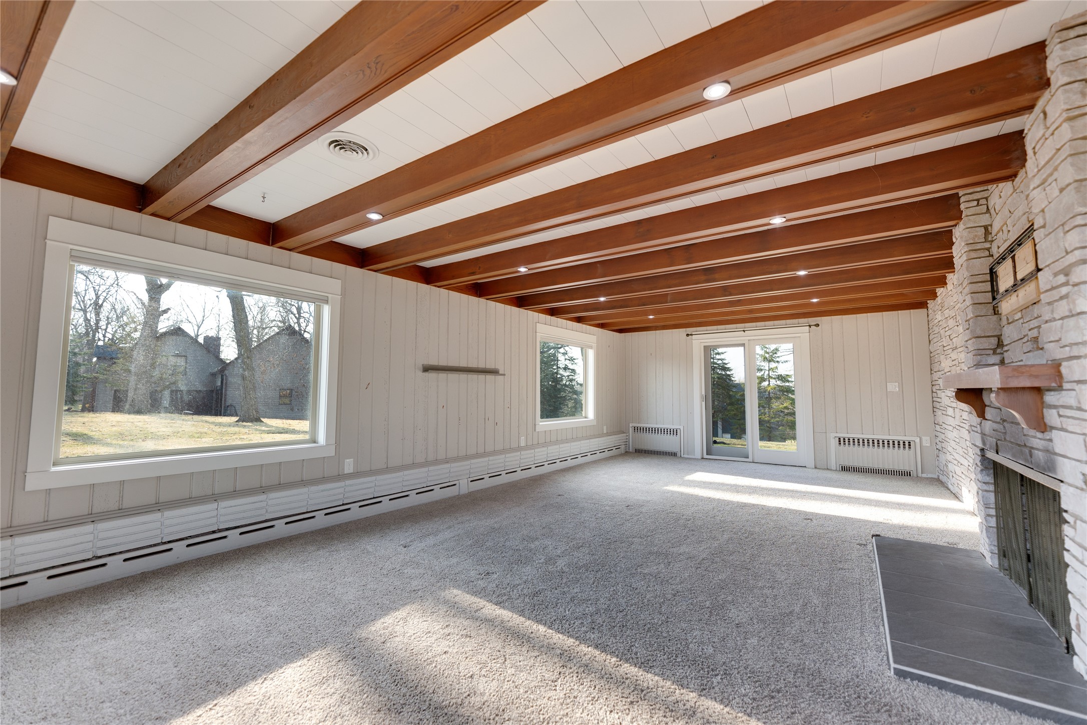 641 228th Place, Pella, Iowa image 15