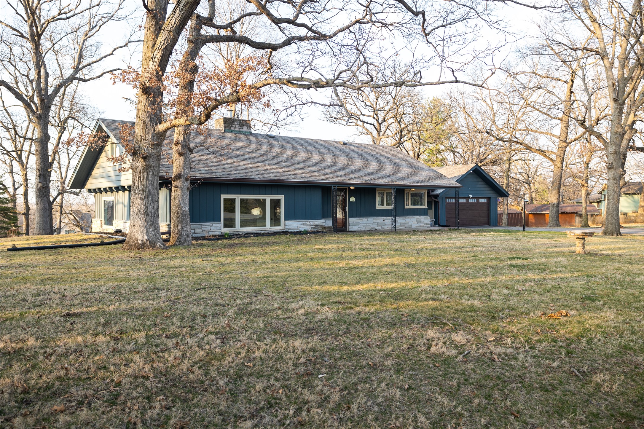 641 228th Place, Pella, Iowa image 29