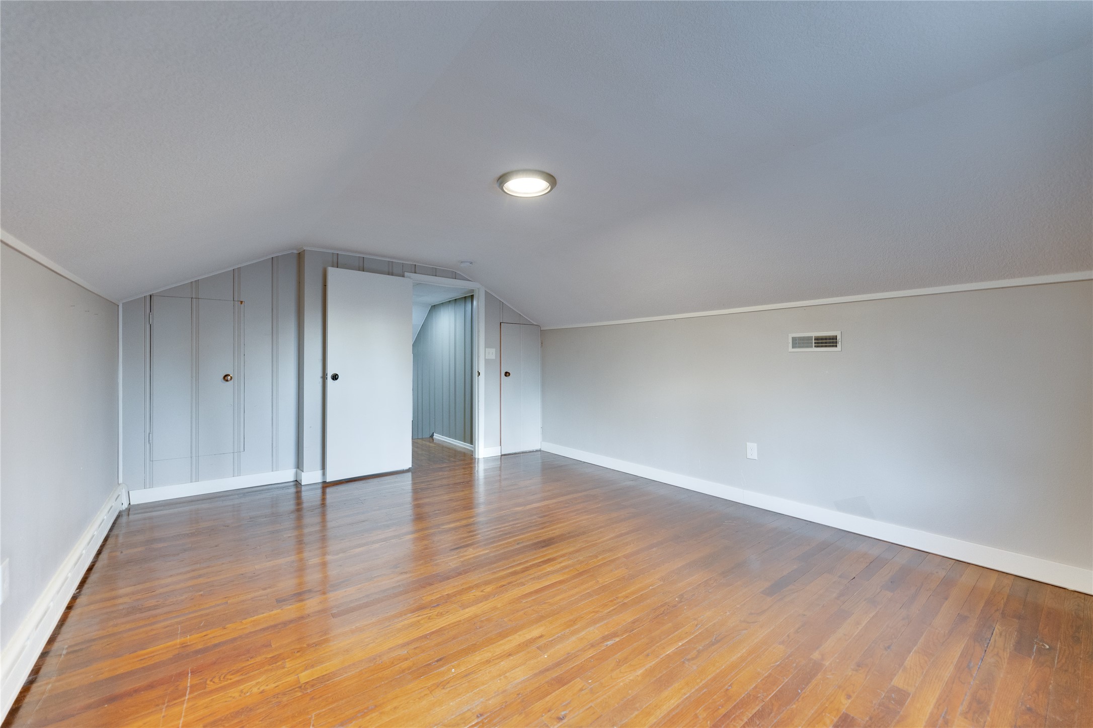 641 228th Place, Pella, Iowa image 25