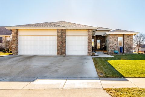 2426 Yorkshire Circle Ames IA 50010