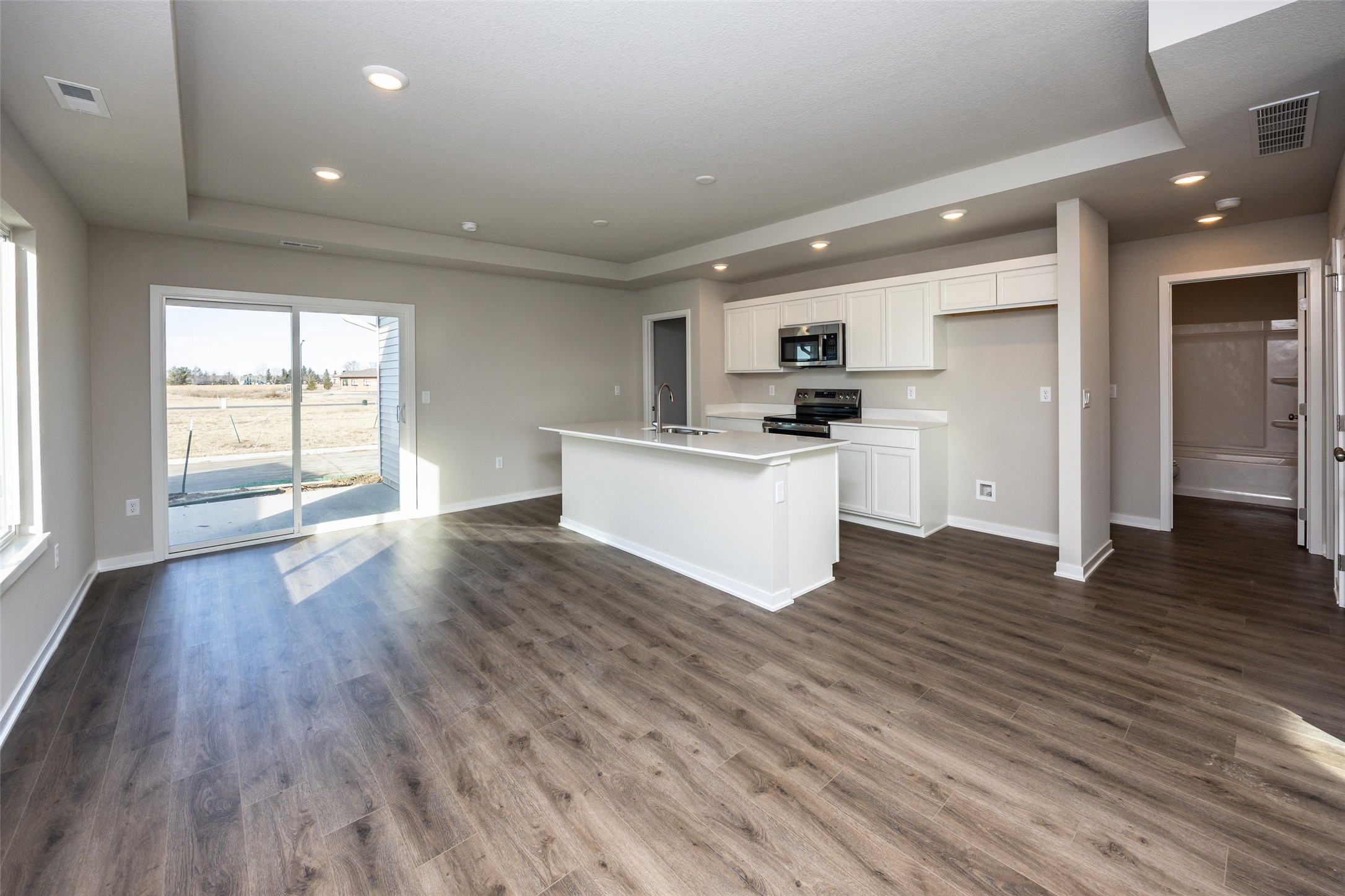 2223 Legacy Drive, Norwalk, Iowa image 9
