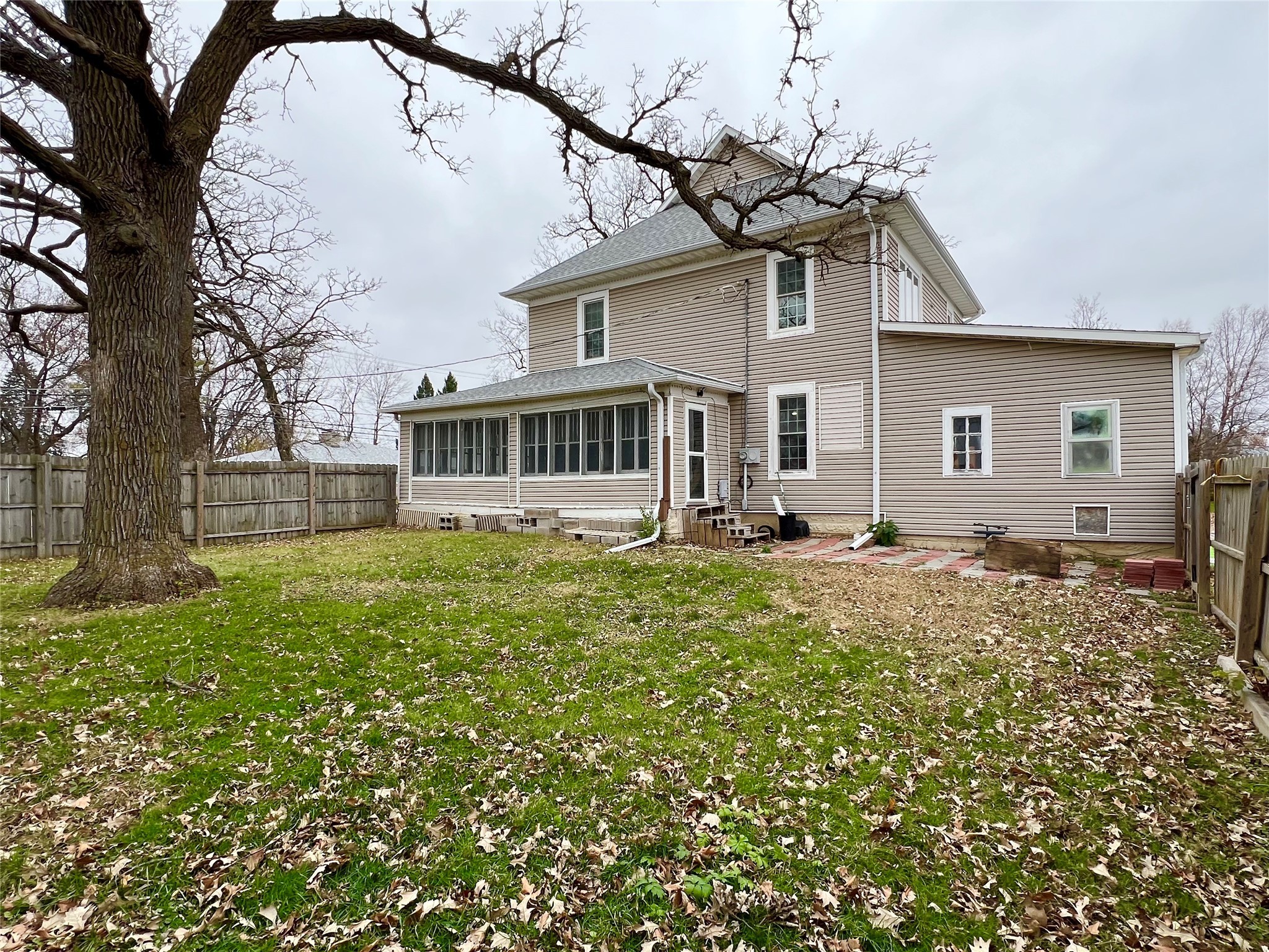 1420 1st Street, Newton, Iowa image 19