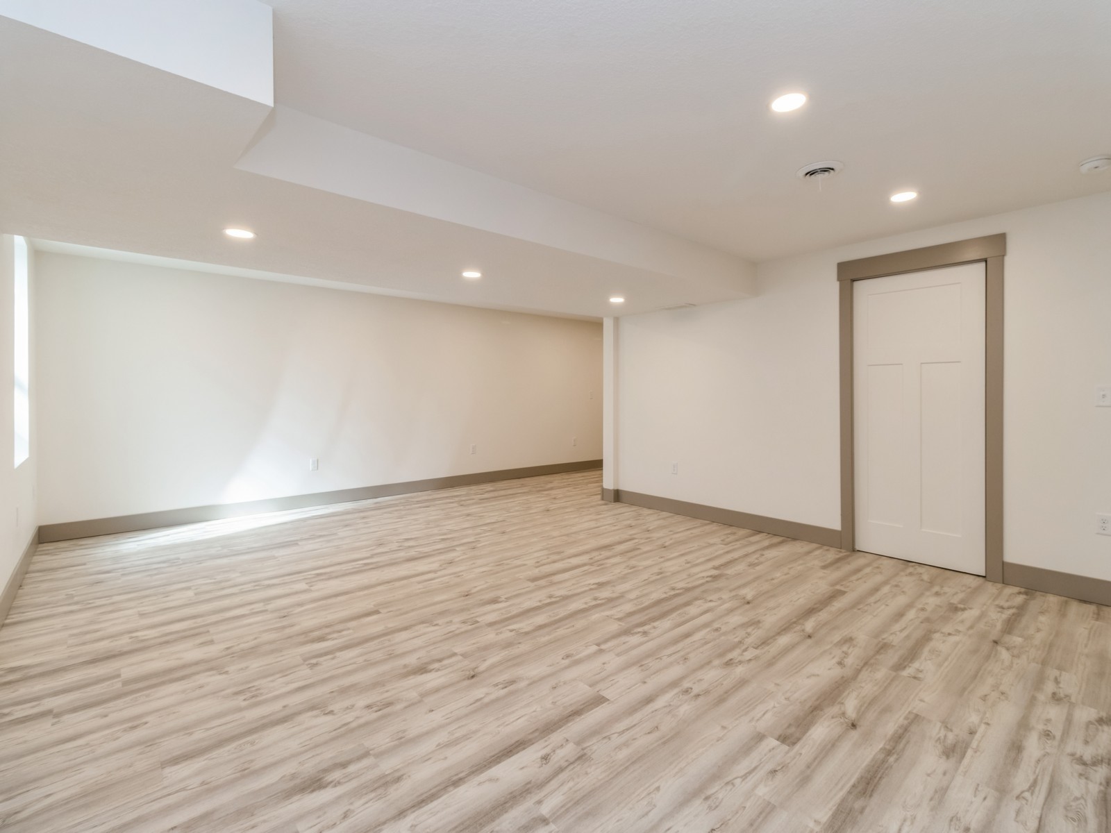 203 Northfield Drive, Kellogg, Iowa image 30