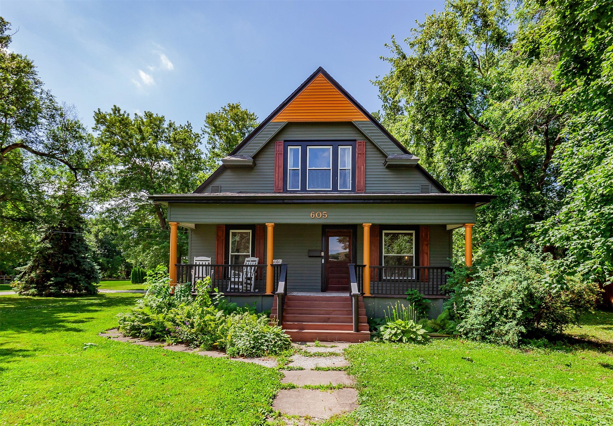 605 Cottage Street