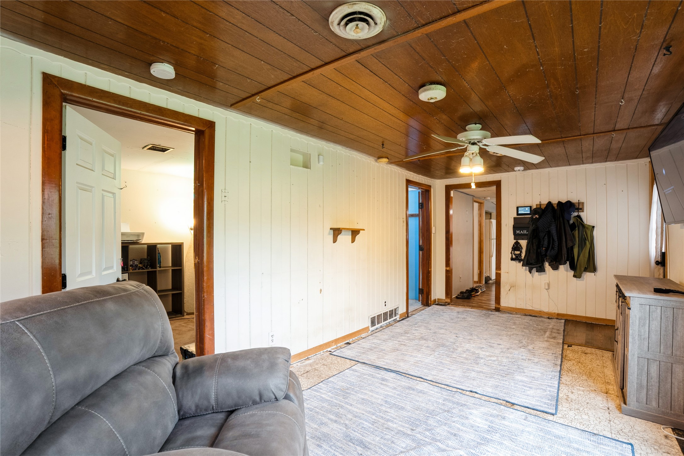 2776 NE Norwood Lane, Des Moines, Iowa image 5