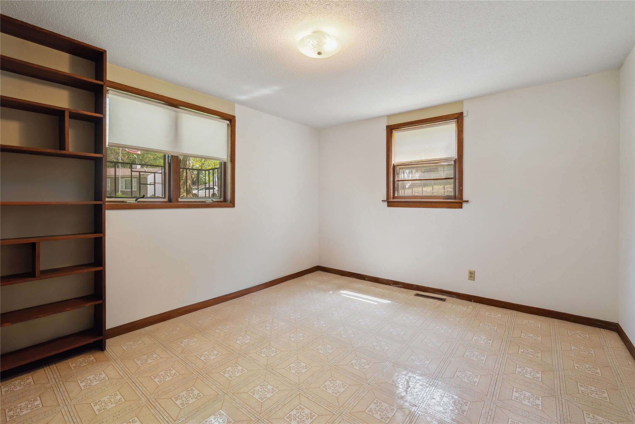 620 Highview Street, Nevada, Iowa image 11