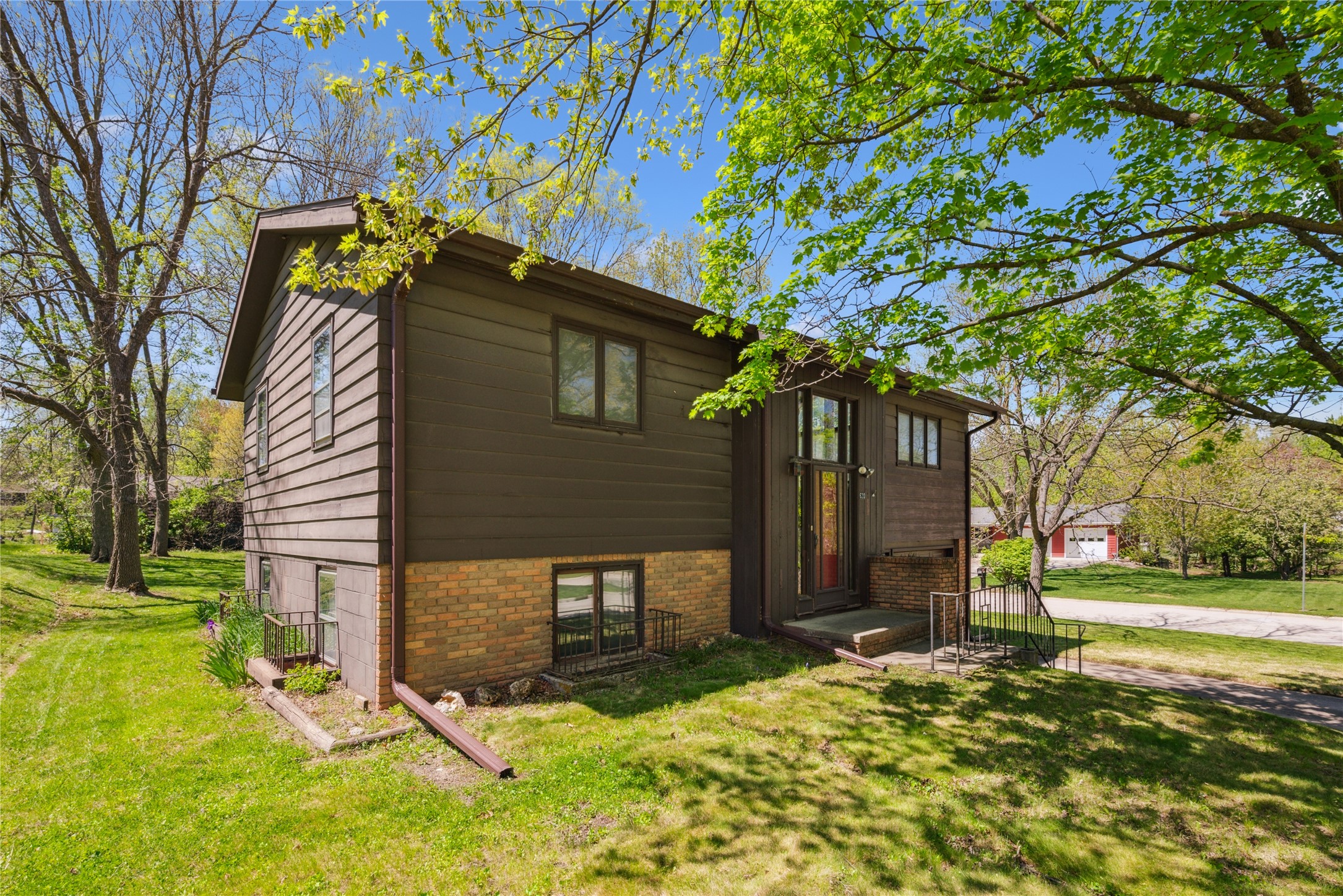 620 Highview Street, Nevada, Iowa image 2