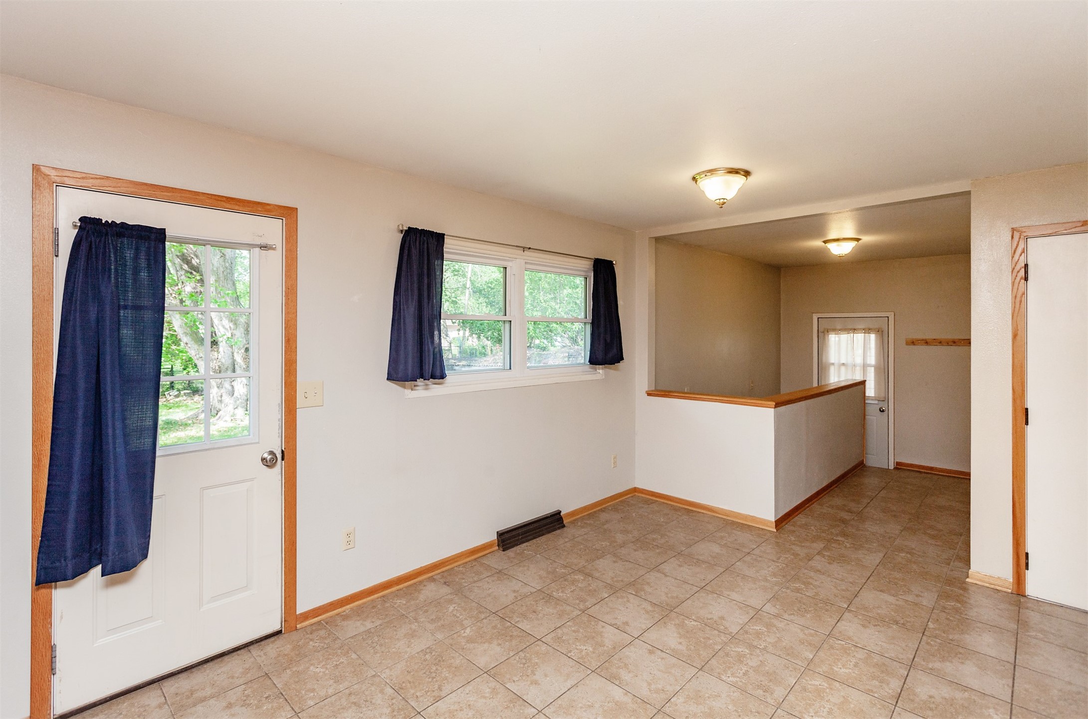2027 Melrose Avenue, Ames, Iowa image 12