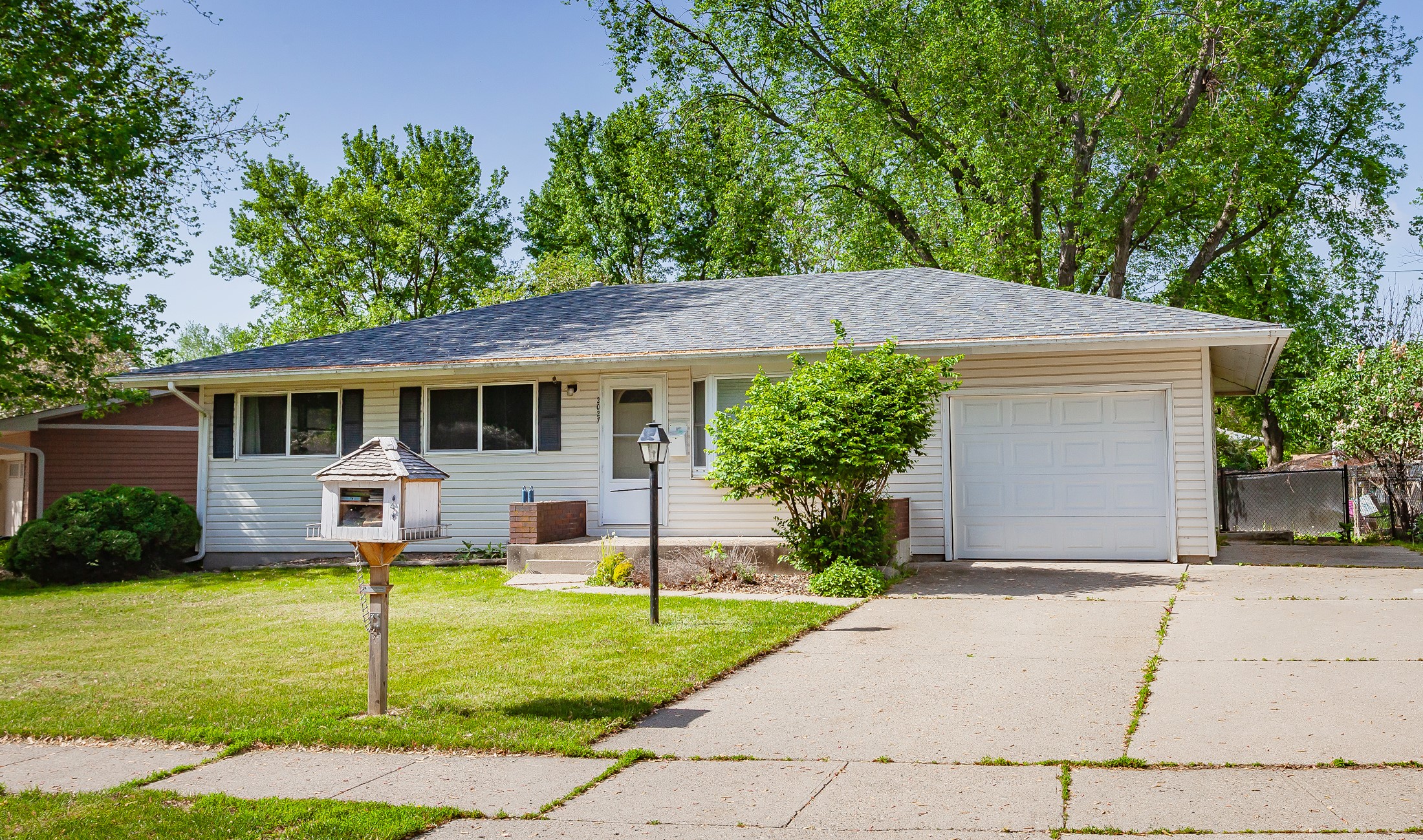 2027 Melrose Avenue, Ames, Iowa image 2