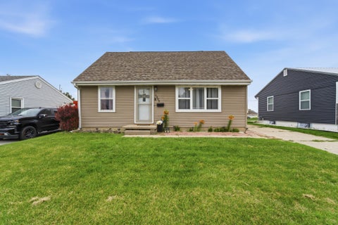 Homes For Sale - 1006 S 11th Avenue<br/> Marshalltown, IA 50158