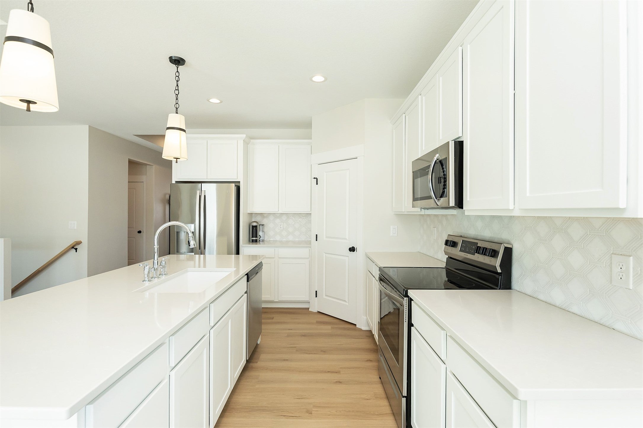 929 Wolf Creek Drive