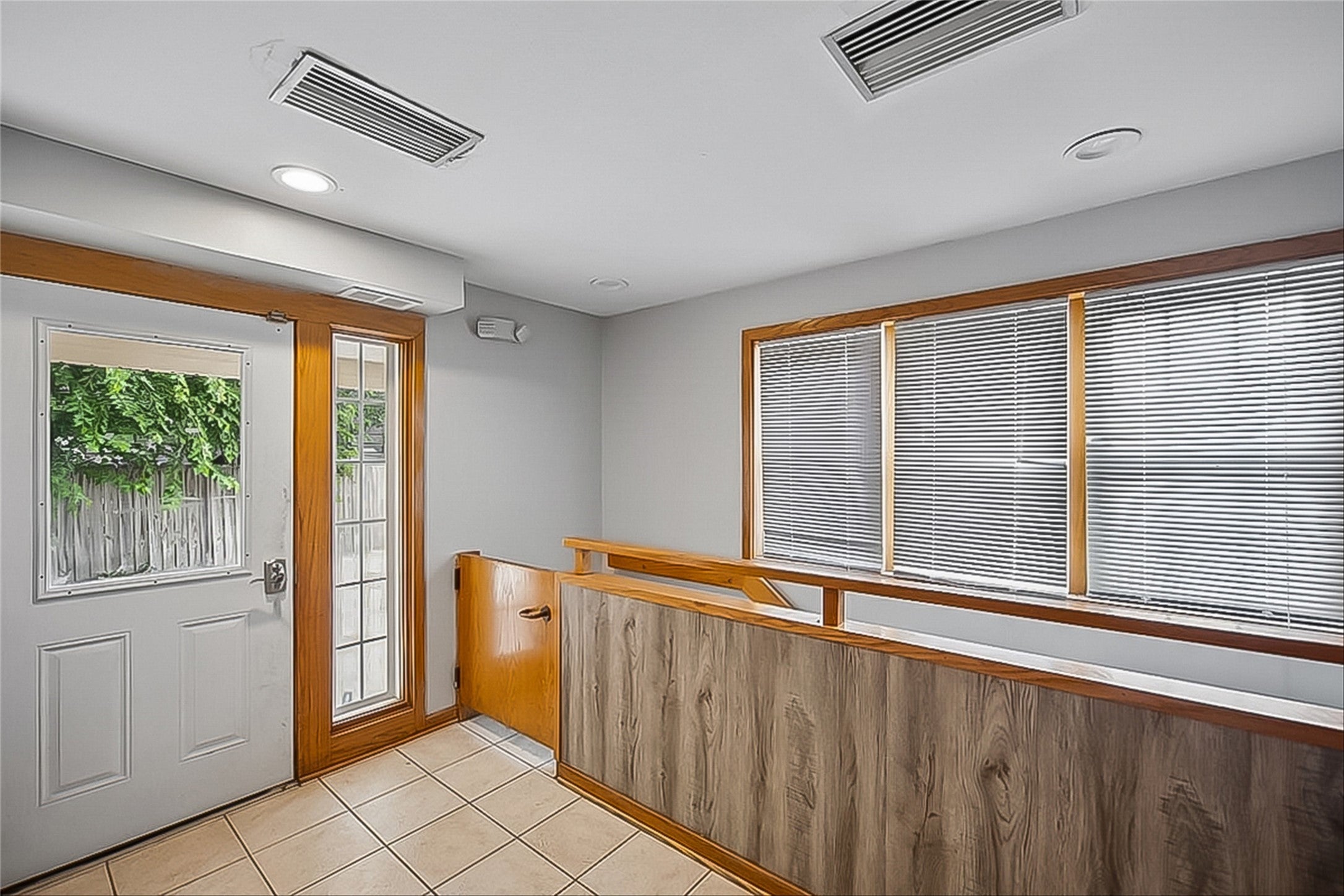 3114 E 42nd Street