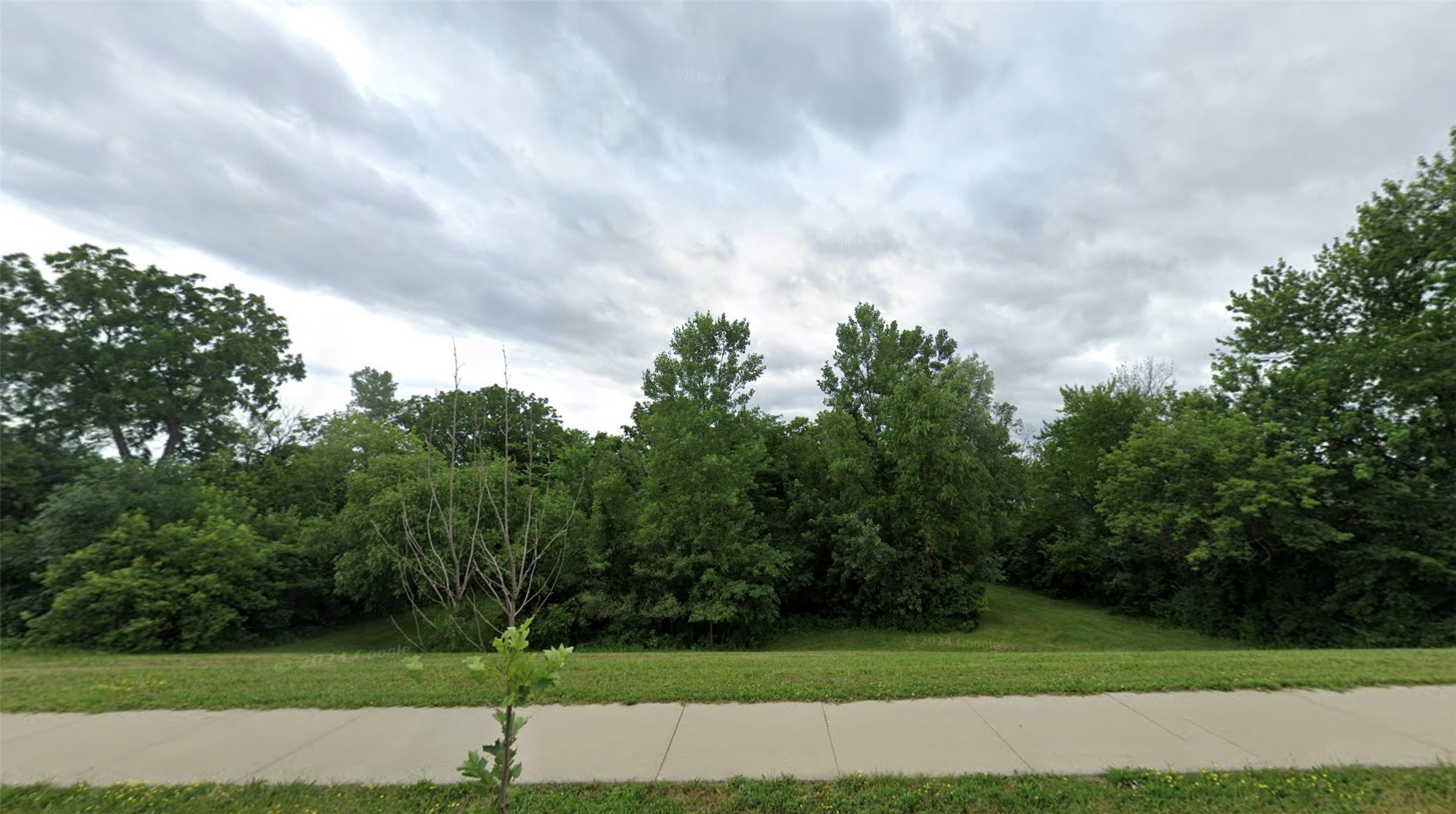 401 E Mckinley Avenue, Des Moines, Iowa image 1