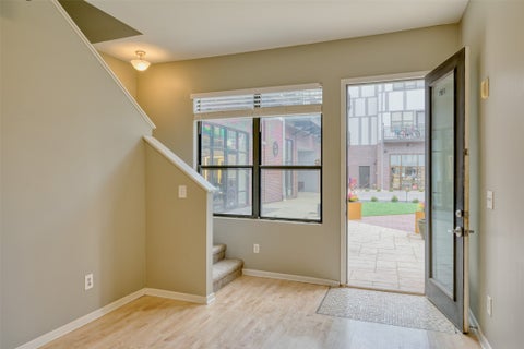 Condo For Sale - 400 E Locust Street #101<br/> Des Moines, IA 50309