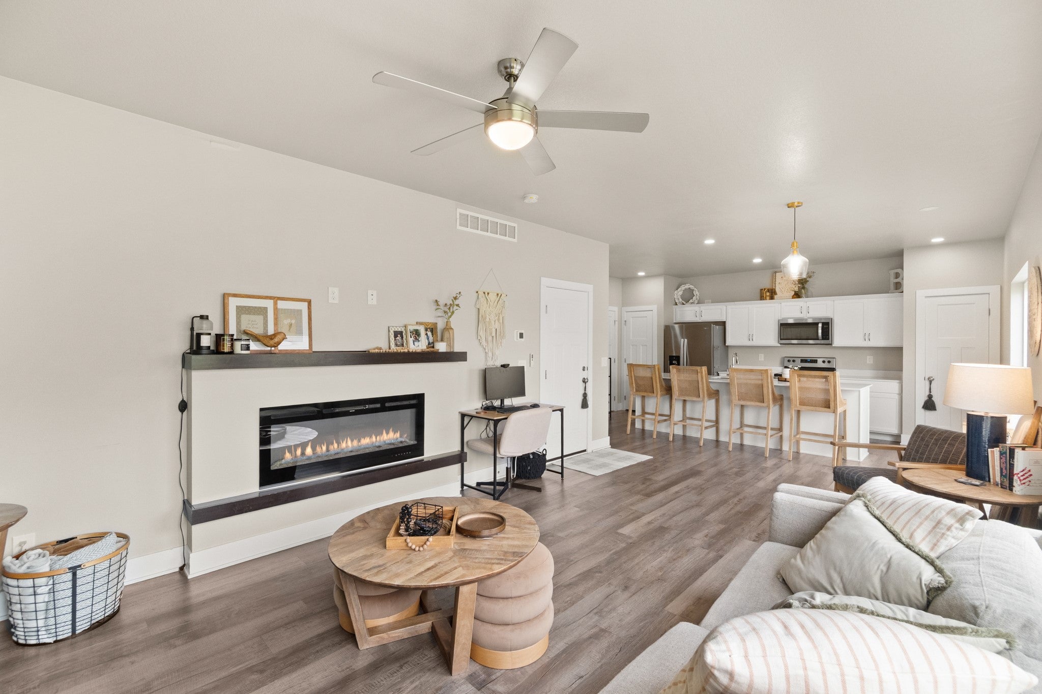 2939 Kestrel Street