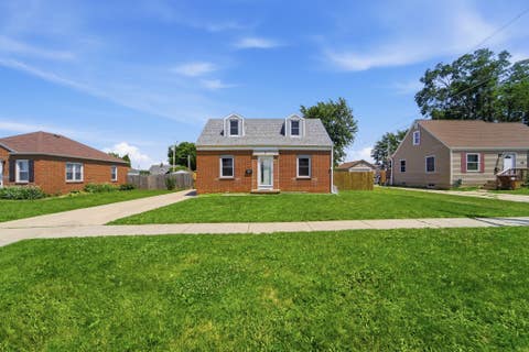 Homes For Sale - 306 S 14th Avenue<br/> Marshalltown, IA 50158
