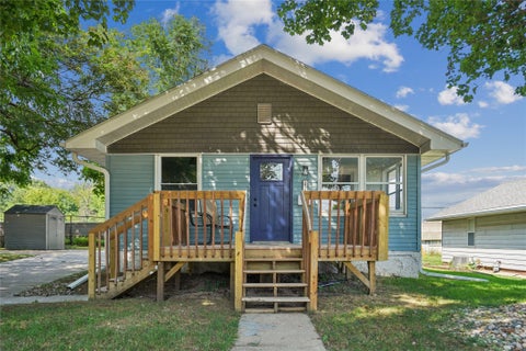 Homes For Sale - 2819 Rollins Avenue<br/> Des Moines, IA 50312