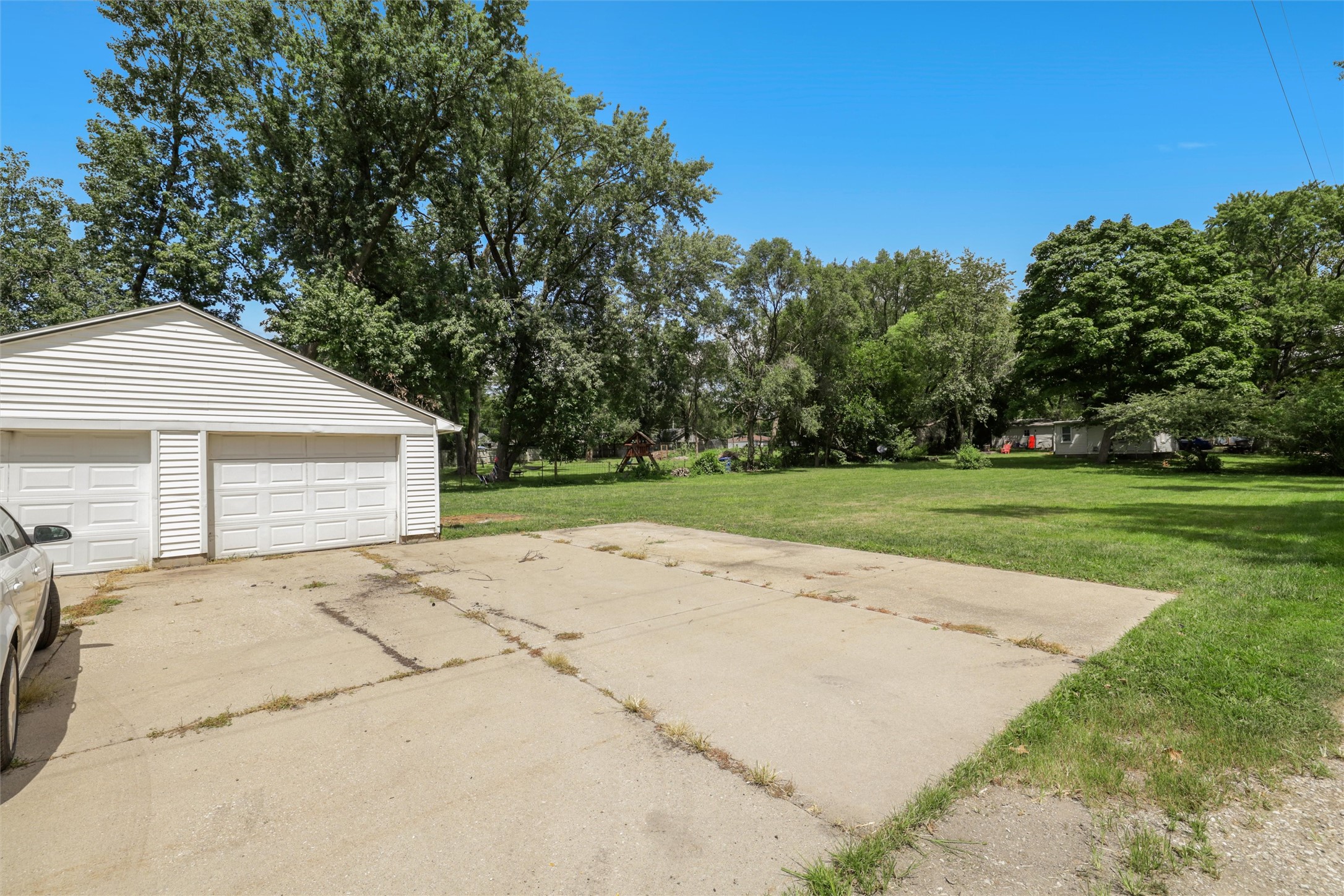 6585 NW 56th Street, Johnston, Iowa image 25