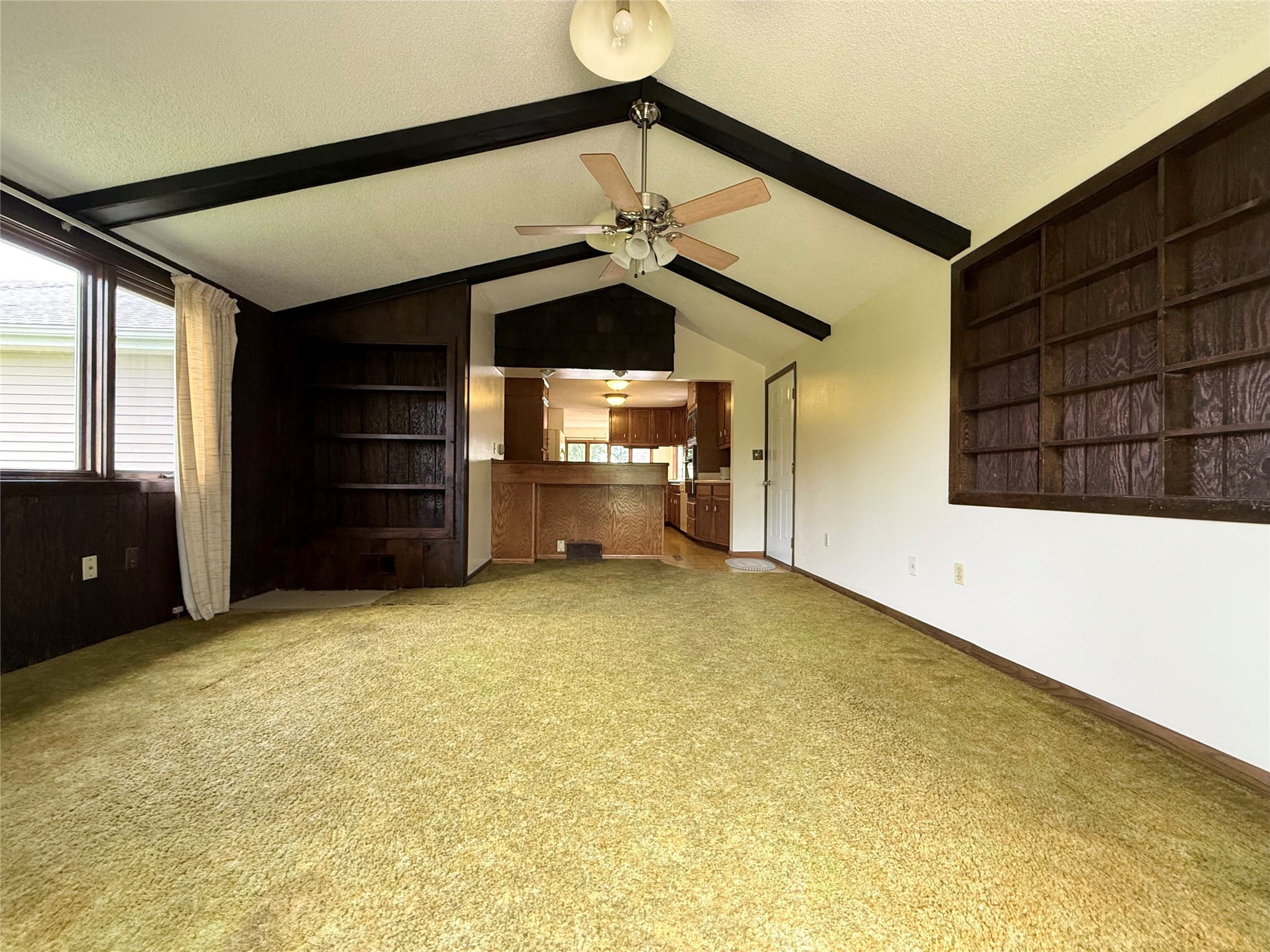 4564 NE 34th Court, Des Moines, Iowa image 3
